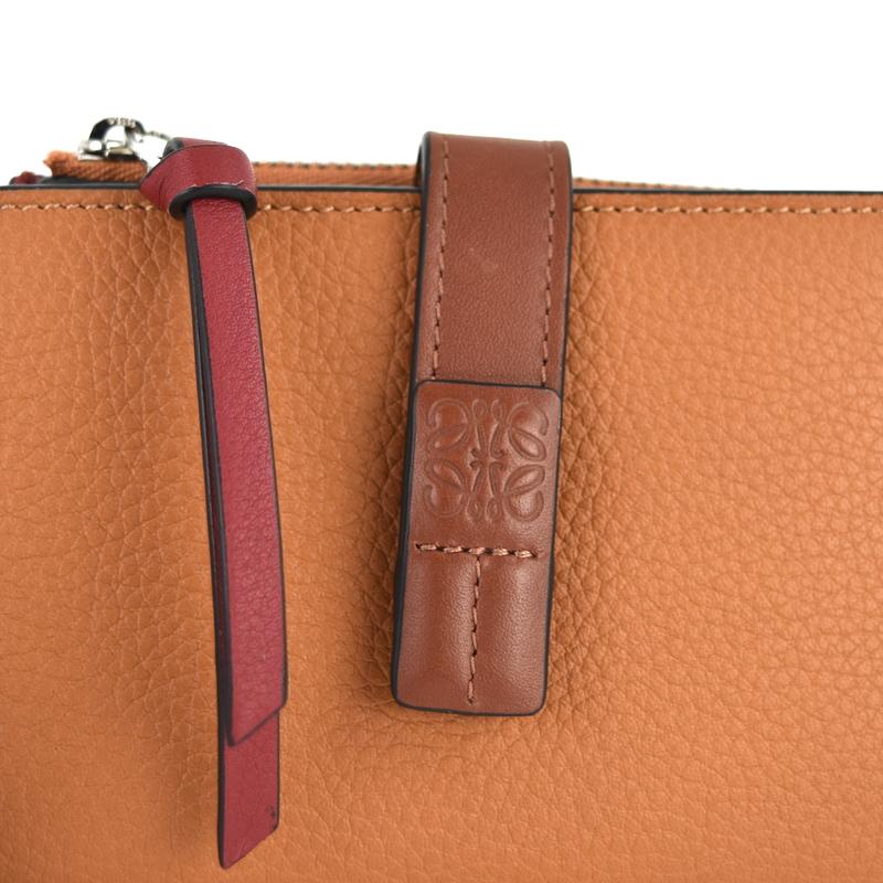 LOEWE（ロエベ） 財布 レディース スリムジップバイフォールド