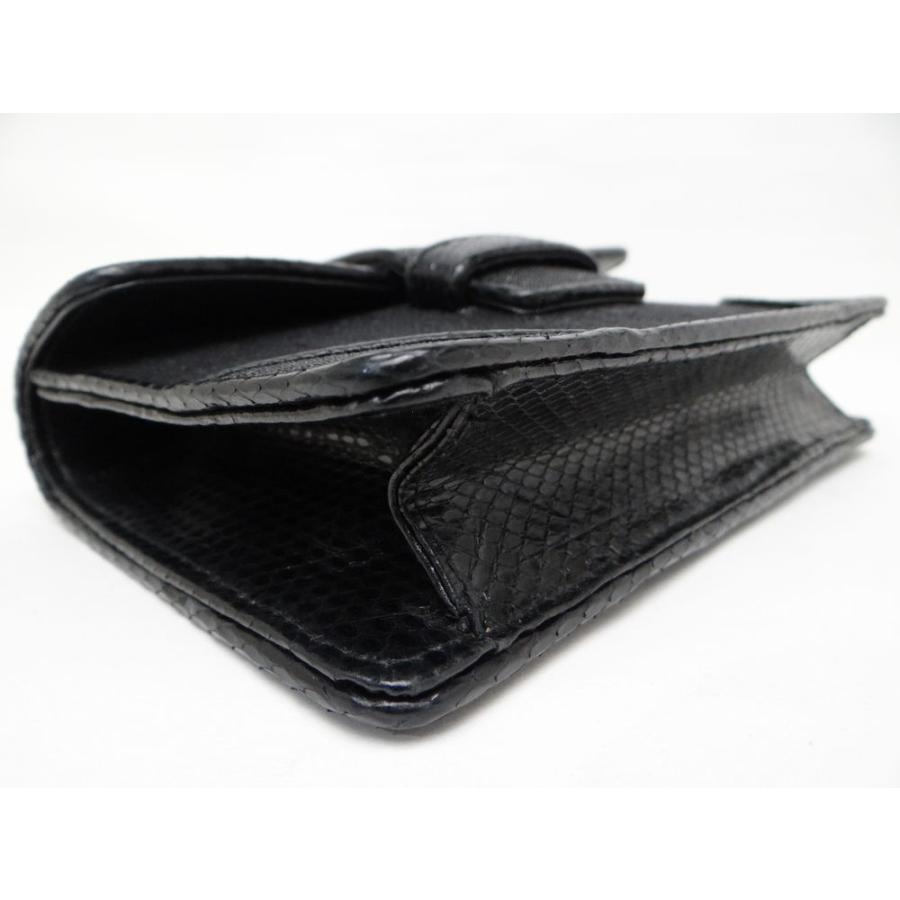 BOTTEGA VENETA（ボッテガ・ヴェネタ） パイソン クラッチバッグ