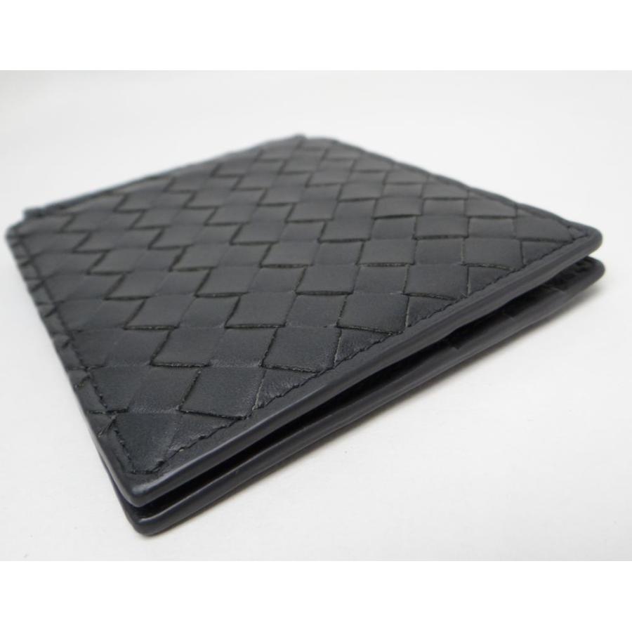 BOTTEGA VENETA（ボッテガ・ヴェネタ） イントレチャート 二つ折り