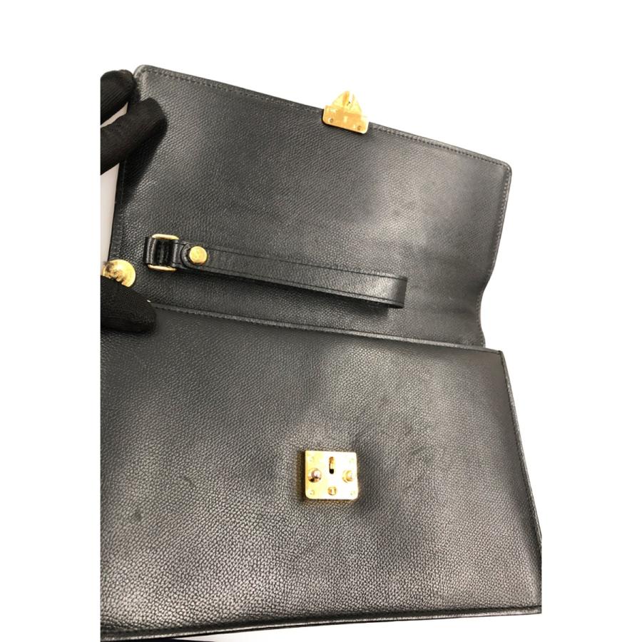 Yves Saint Laurent（イヴ・サンローラン） 〇〇 イブサンローラン