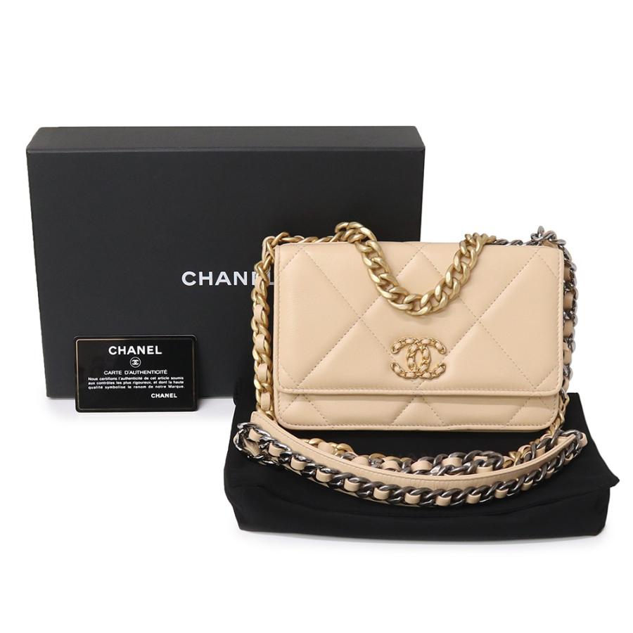 CHANEL（シャネル） （新品・未使用品）シャネル CHANEL 19 ココマーク