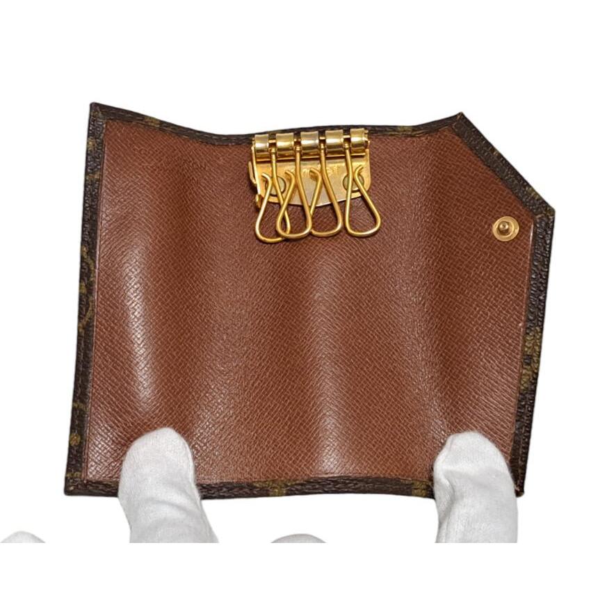 LOUIS VUITTON（ルイ・ヴィトン） モノグラム キーケース 4連キー