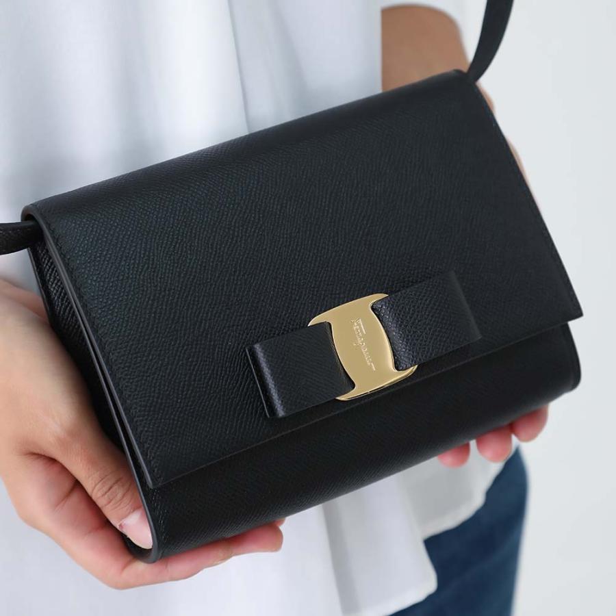 FERRAGAMO（フェラガモ） 激安超お得☆全品300円OFFクーポン☆3/31まで