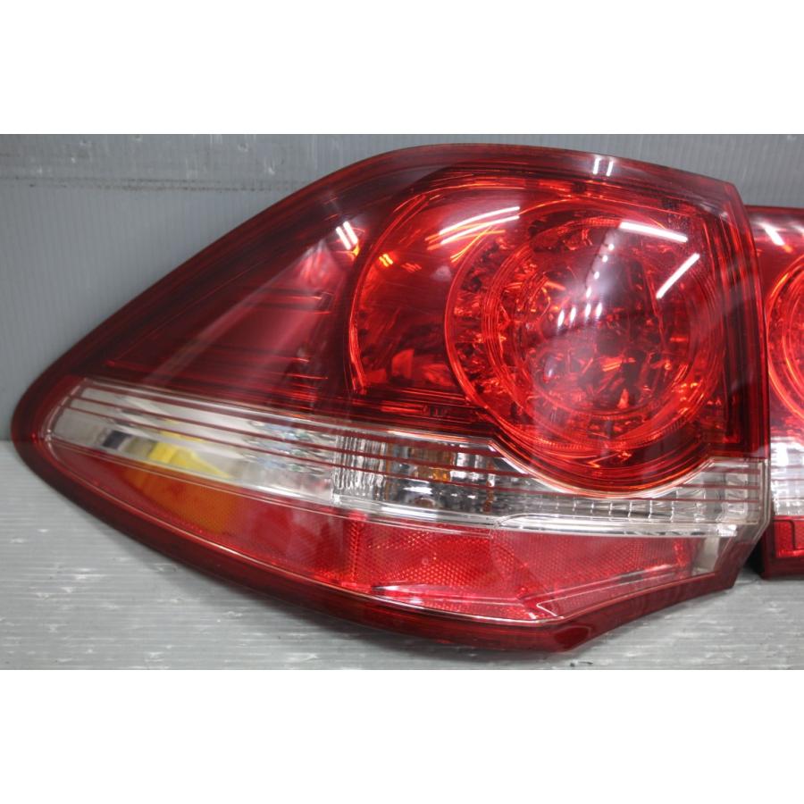 クラウン 200系 アスリート G 前期 (GRS204) 純正 テールランプ テール