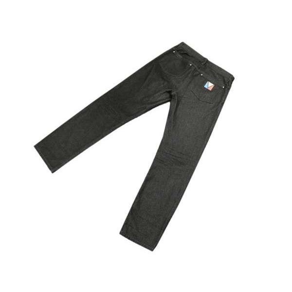 LOUIS VUITTON（ルイ・ヴィトン） デニムパンツ ジーンズ Vパッチ