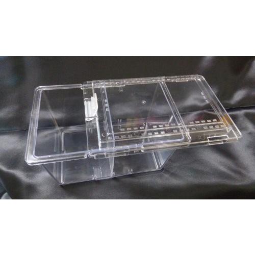 トリオロックケース（仕切板2枚付属） 飼育ケース : Garage疾風