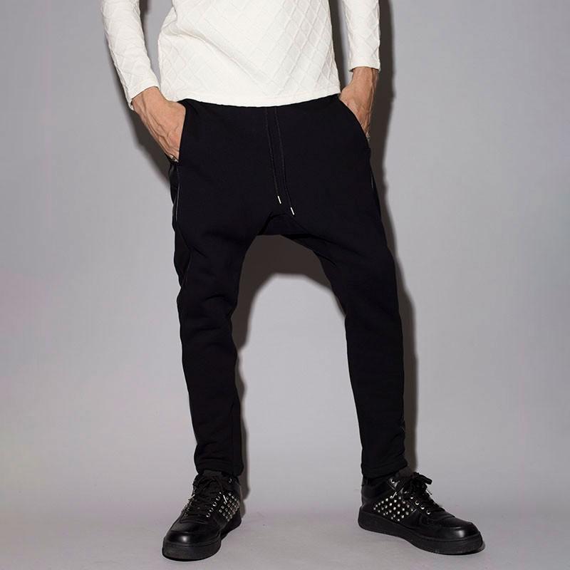 NO ID. ノーアイディー シンセティックレザートラックサルエルスキニー