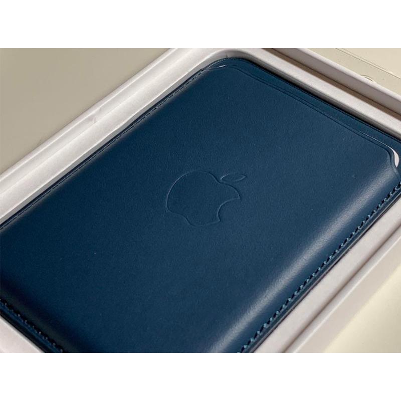 iPhone Apple純正 MagSafe対応 レザーウォレット・バルティックブルー