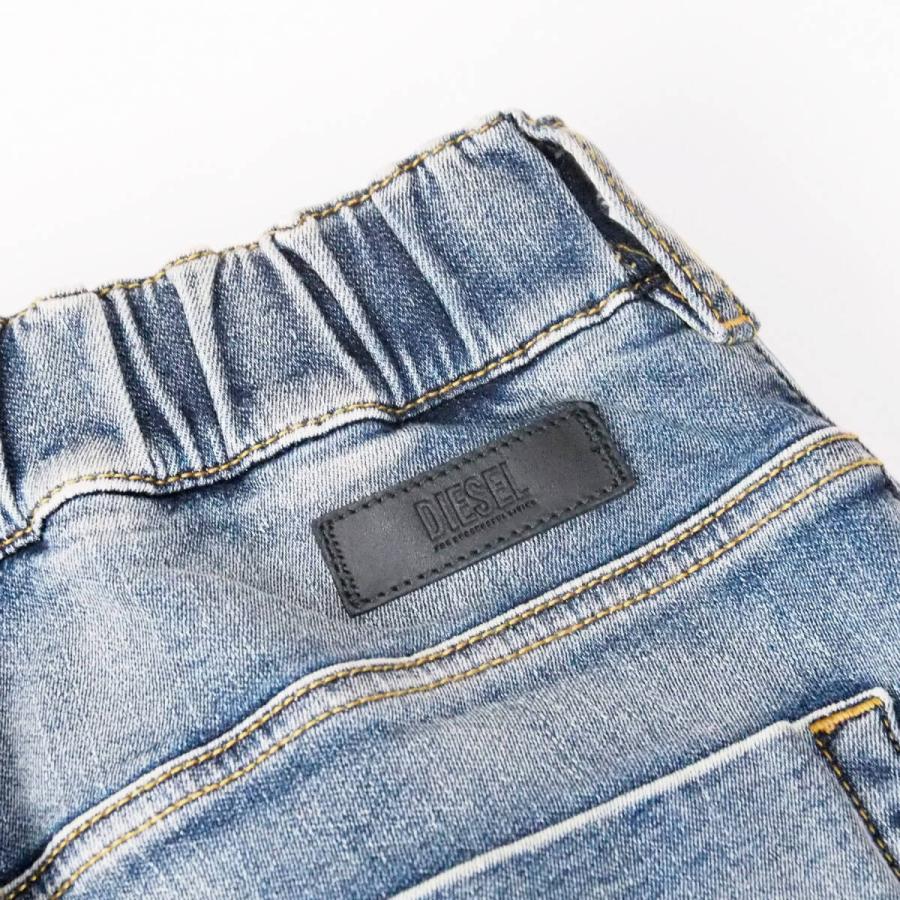 DIESEL（ディーゼル） ジョグジーンズ JOGG JEANS KROOLEY E84KM