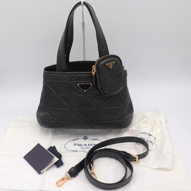PRADA（プラダ） （美品）プラダ スモールキルト レザー トート 黒