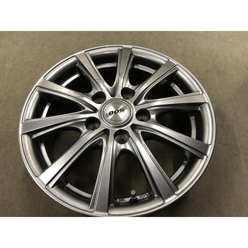 DOS 15インチ ノア ヴォクシー セレナ エスクァイアなどのスタッドレス