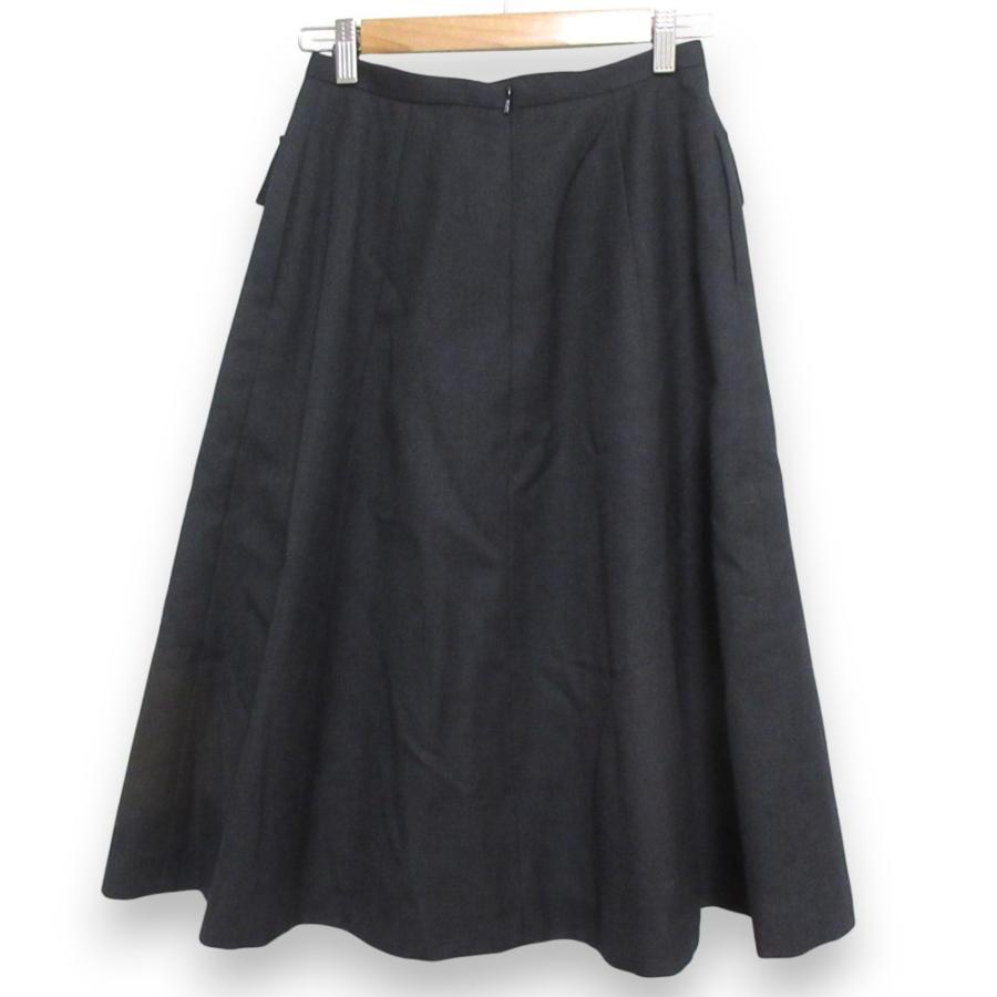 FOXEY（フォクシー） 美品 Skirt Noblea バックポケット刺繍 フレア