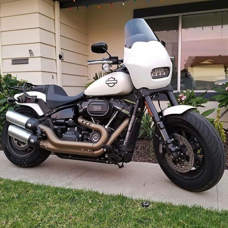 ダグズカスタム FXFB-FAIR-STD DOUGZ Custom ファットボブ BULLIT