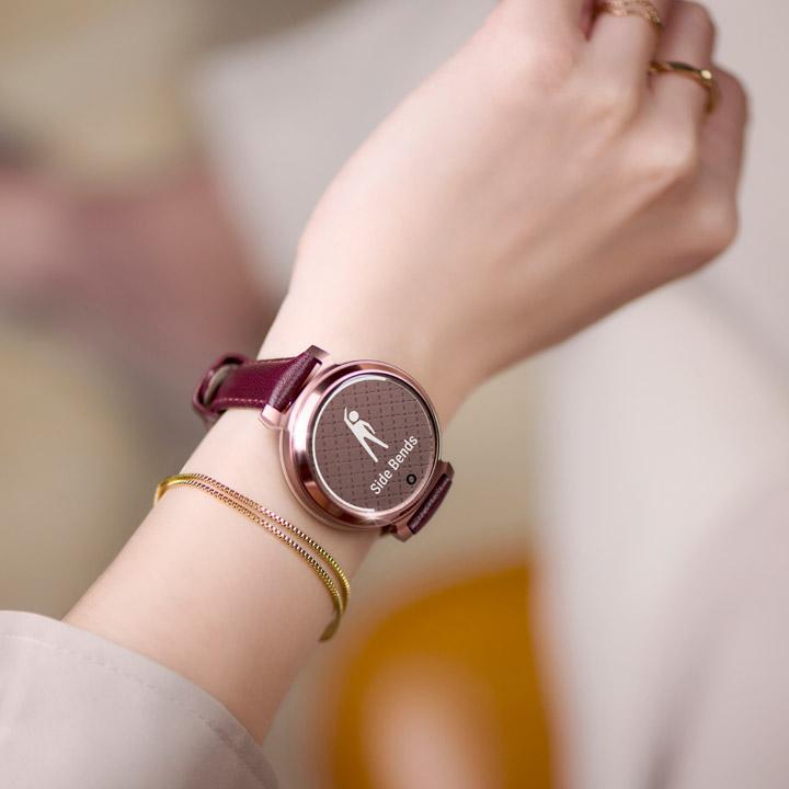 GARMIN（ガーミン） スマートウォッチ GARMIN Lily 2 Classic レザー