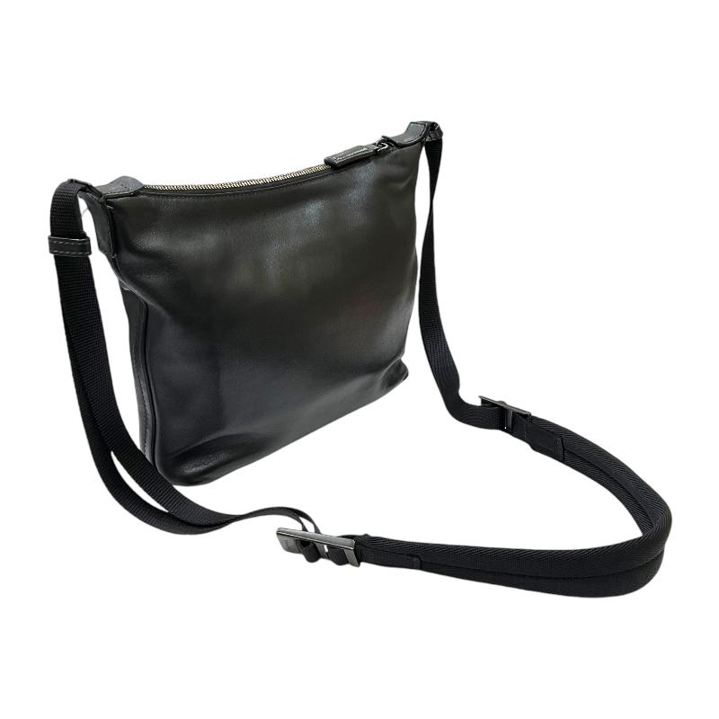 PRADA（プラダ） ショルダーバッグ 2VH078 ブラック レザー ショルダー