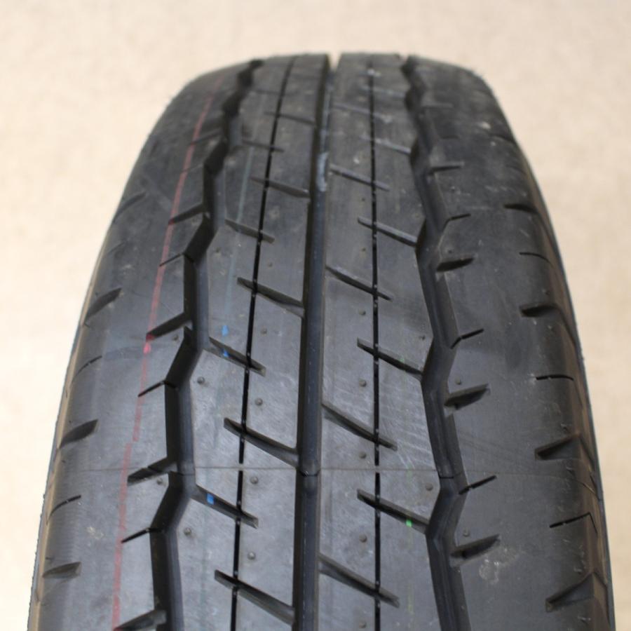 DUNLOP（ダンロップ） 200系 ハイエース 新車外し 純正タイヤ 2024年製