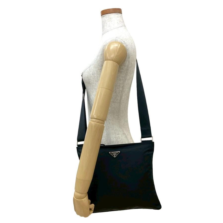 PRADA（プラダ） 極 美品 三角ロゴ プレート 金具 テスート ナイロン