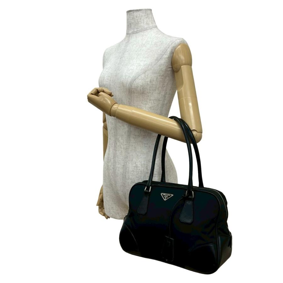 PRADA（プラダ） 極 美品 鍵付き 三角ロゴ 金具 ナイロン レザー 本革
