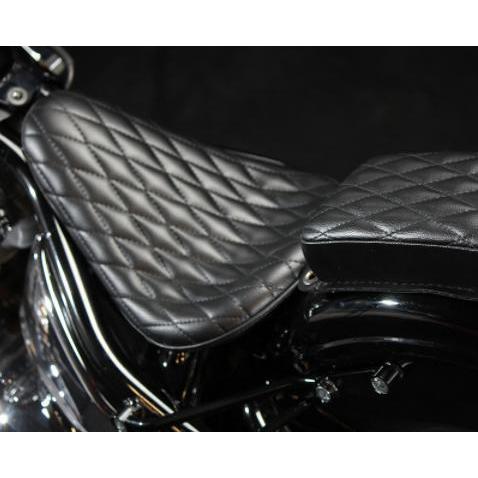 グッズ(GOODS) SADDLE ダイヤモンド ブラックソロシート ヤマハ