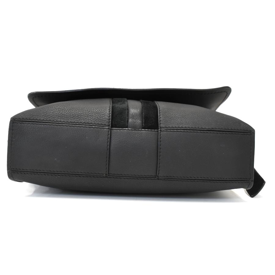 Bally（バリー） ショルダーバッグ レザー ブラック シルバー金具 斜め