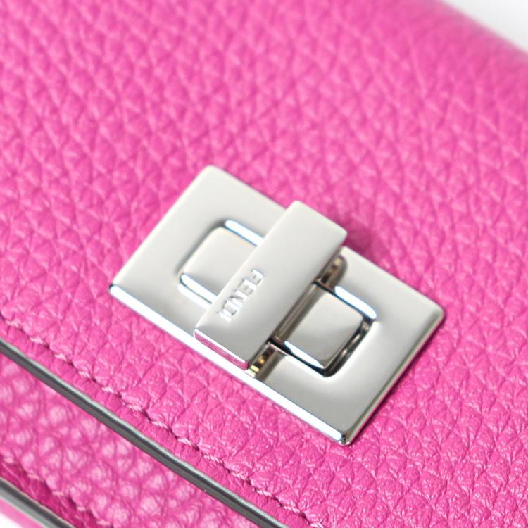 FENDI（フェンディ） 財布 三つ折り財布 ミニ財布 ピーカブー セレリア