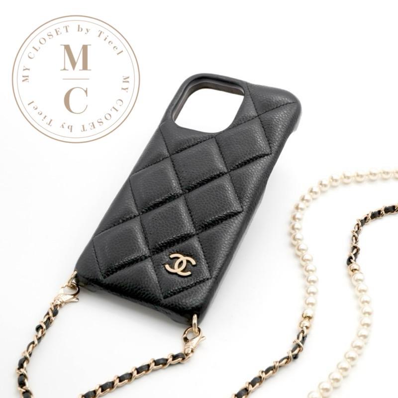CHANEL（シャネル） 携帯・スマホアクセサリー ブラック ゴールド ココ