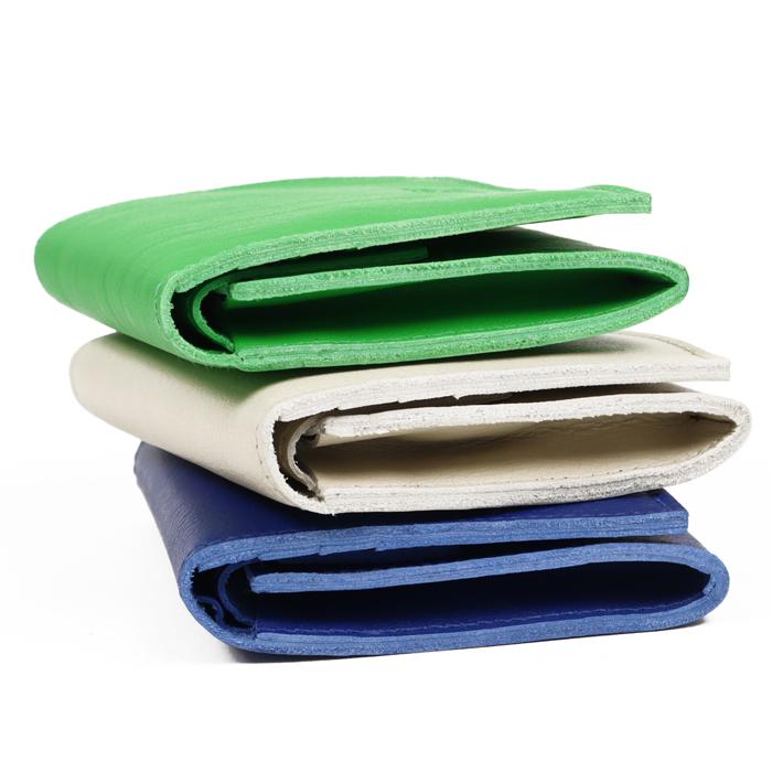 IL BISONTE（イルビゾンテ） 財布 二つ折り財布 限定カラースクエア