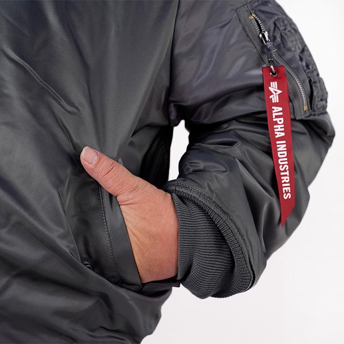 Alpha Industries（アルファ・インダストリーズ） アルファ フライト