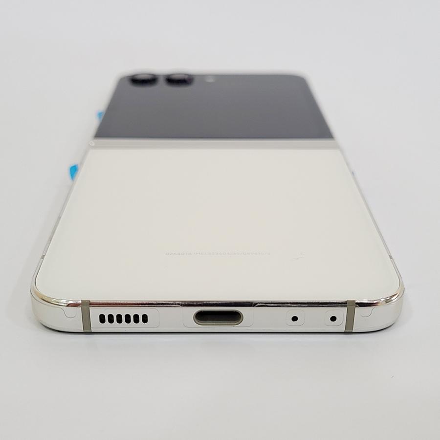 Galaxy Z Flip5 本体 256GB クリーム SIMフリー 韓国版 Aランク