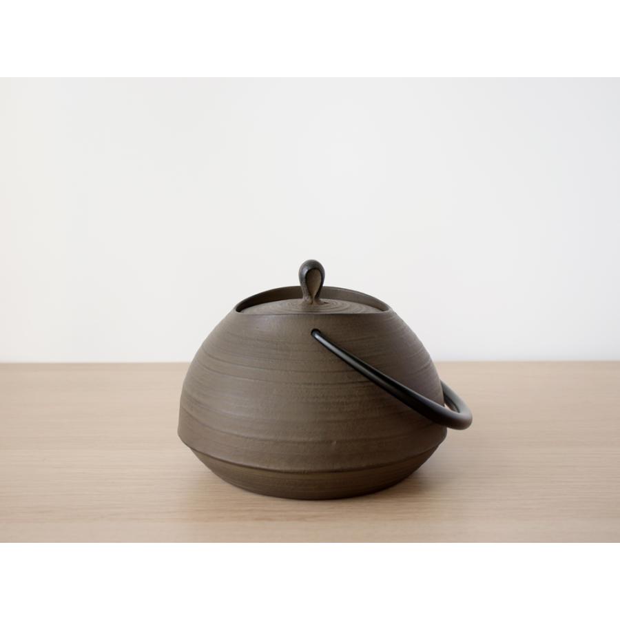 壱鋳堂 ITCHU-DO 鉄瓶 刷毛目 黒 さび茶 1L 南部鉄器 51007 : 雑貨のお