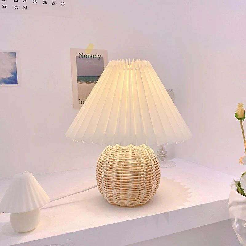 プリーツ シェードランプ テーブルランプ LED ライト USB 給電式