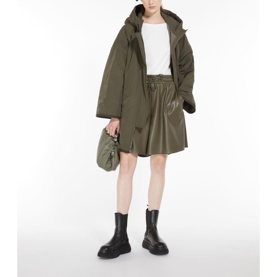 MAXMARA WEEKEND LINE（マックスマーラウィークエンドライン