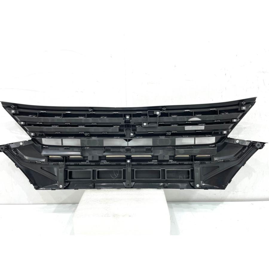 ソリオ MA37S 純正フロントグリル 71741-83S0/71721-83S0 （G5-5