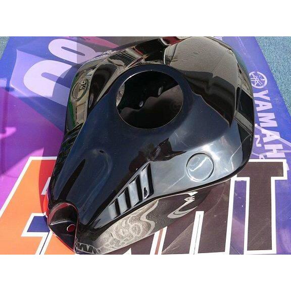 EIGHT(才谷屋) エイト(サイタニヤ) タンクカバー R1-type カラー：黒