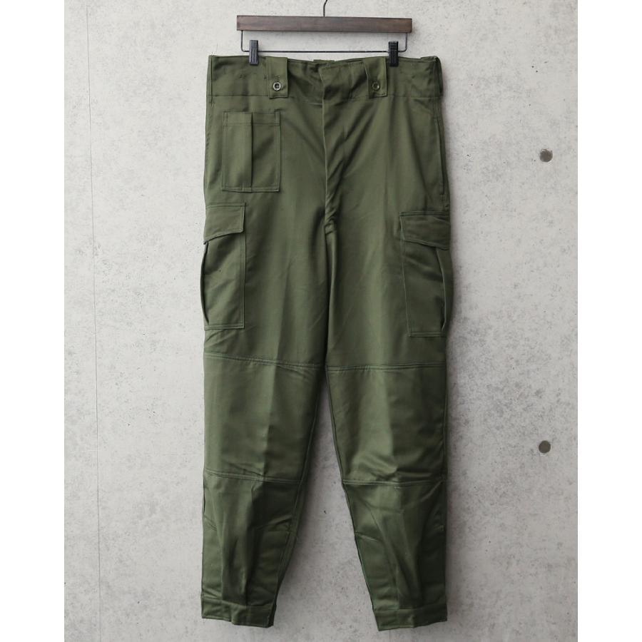 MILITARY（ミリタリー） 実物 新品 デッドストック ベルギー軍 M-64