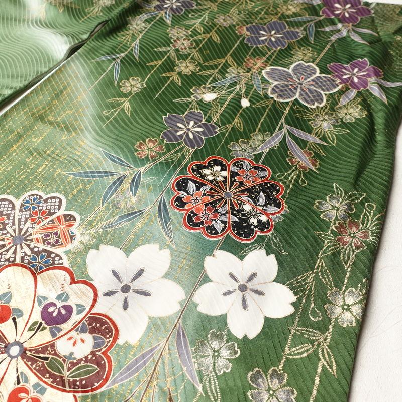 中古 振袖 綸子 正絹 古典柄 金駒刺繍 袷仕立て 身丈167cm 裄丈70cm