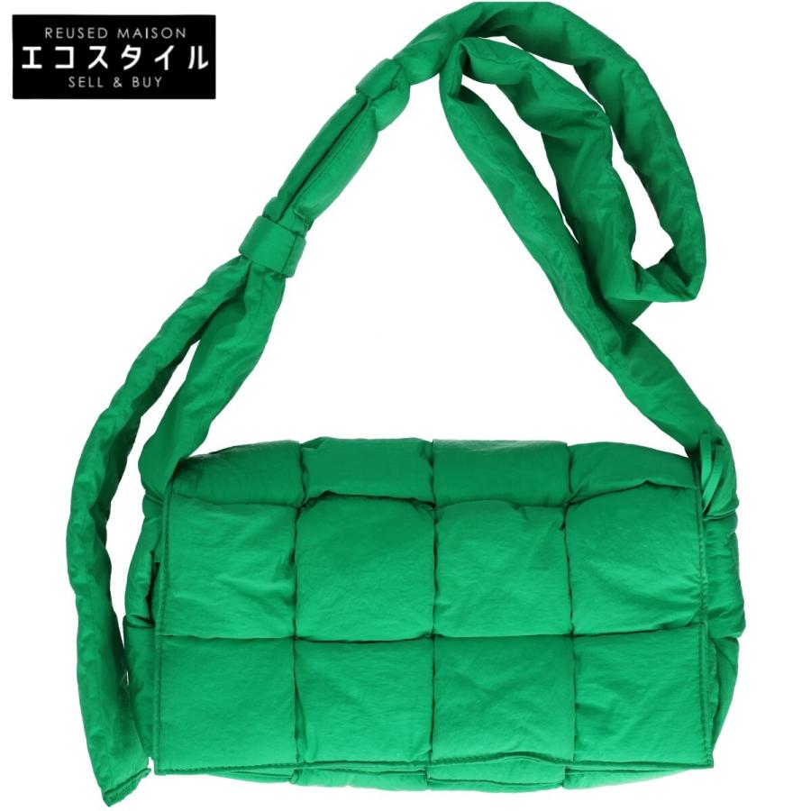 美品 BOTTEGA VENETA ボッテガヴェネタ パデッドテックカセット マキシ