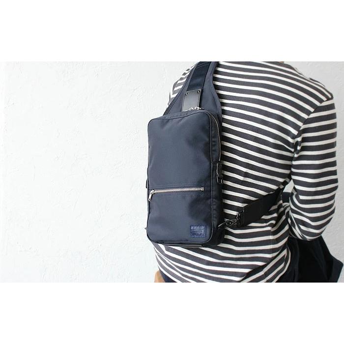 PORTER ポーター リフト スリングショルダーバッグ 822-06134 吉田