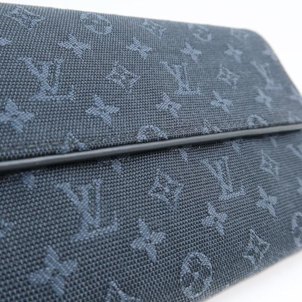 LOUIS VUITTON（ルイ・ヴィトン） ポルト トレゾール