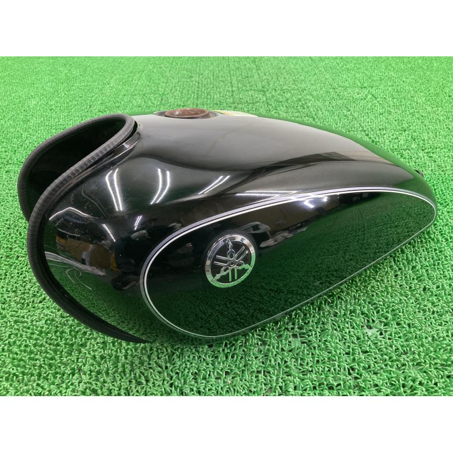 ヤマハ発動機 SR400 タンク 黒 ヤマハ 純正 中古 バイク 部品 RH01J