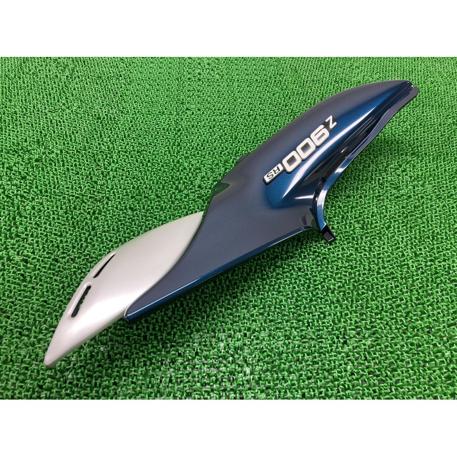 カワサキ（Kawasaki） Z900RS サイドカバー 右 紺M 36001-0653 純正
