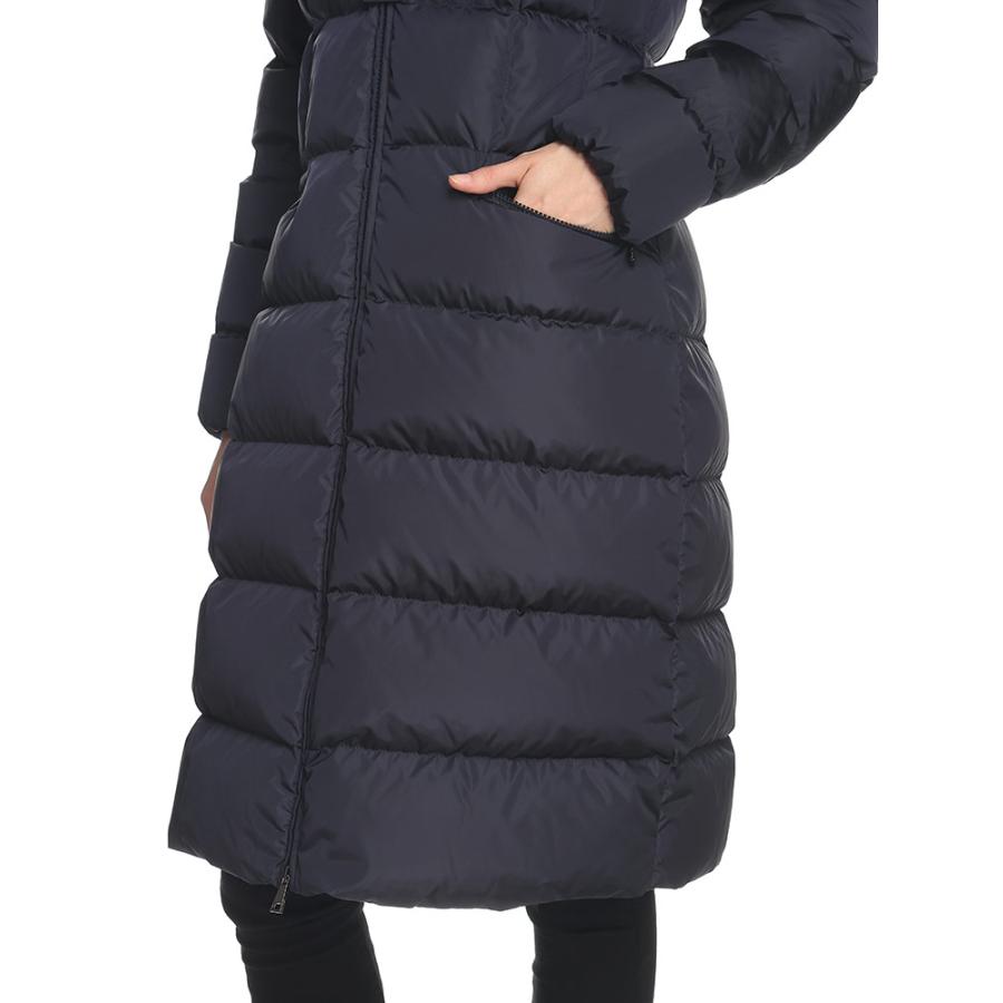 MONCLER（モンクレール） ダウンコート レディース ダウン フード