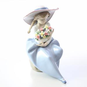 LLADRO（リヤドロ） 【並行輸入品】リヤドロ 人形 穏やかな風 8585