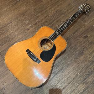 YAMAHA（ヤマハ） Yamaha FG-200 Acoustic Guitar アコースティック