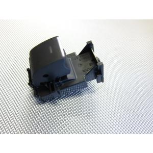 パワーウインドウスイッチ カローラスポーツ ZWE211 84040-12200