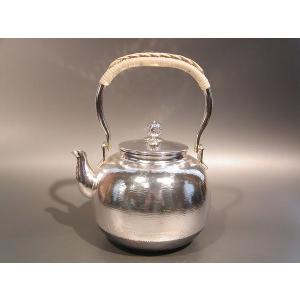 いぶし銀茶仙鎚目紋様急須ツル手360cc洋銀製日本製 : 雑貨ギフト