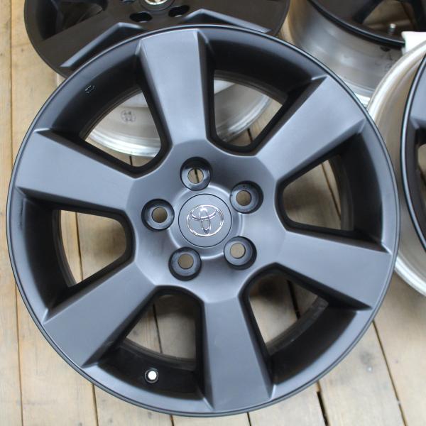 ハリアー TOYOTA 純正 ブラック 17インチ 6.5J+35 PCD114.3 アルミ