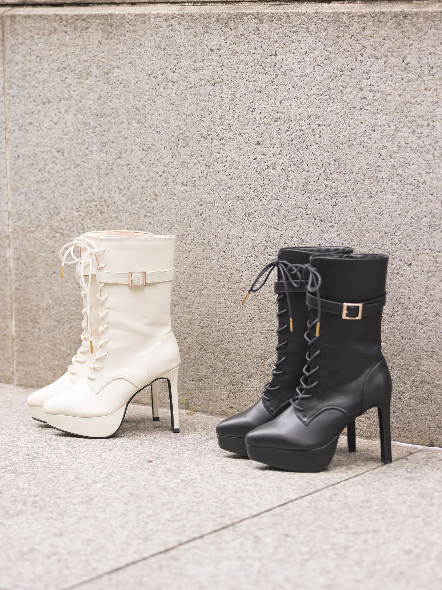 LIP SERVICE（リップサービス）｜ スピンドルベルテッドショートブーツ