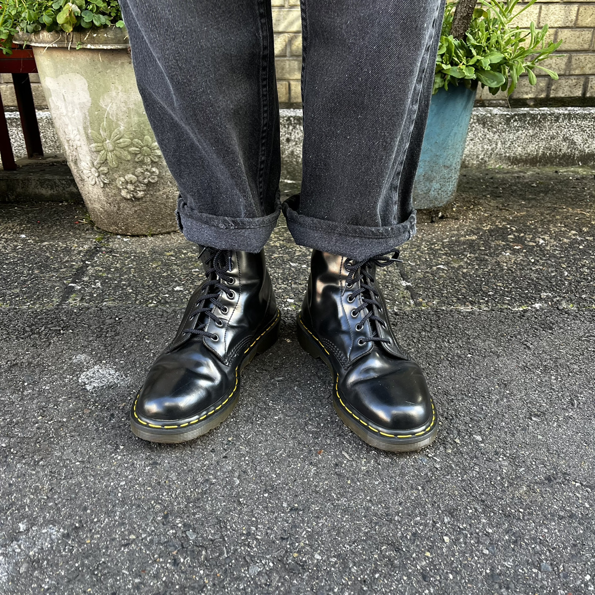 今さら聞けない不朽の名作「ドクターマーチン 8ホール」って何？8