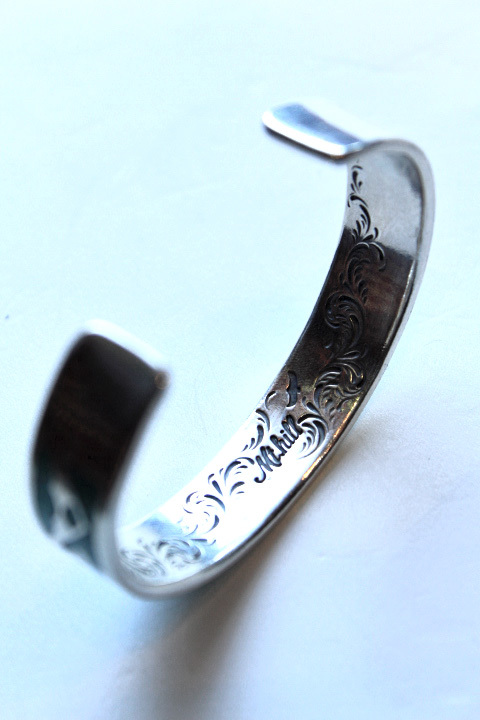 Mt.hill」 マウントヒル チップインレイ サンダーボルトバングル